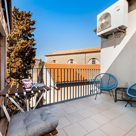 Bellevue - Two Bedroom With Terrace And Private Garage