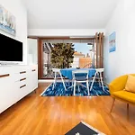 Bellevue - Two Bedroom With Terrace And Private Garage Apartament