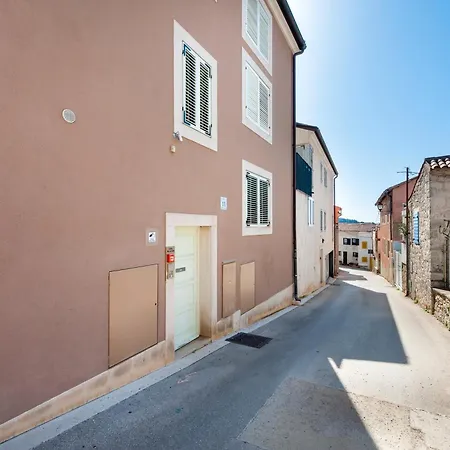 Bellevue - Two Bedroom With Terrace And Private Garage Apartament Rovinj