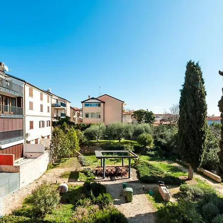 Bellevue - Two Bedroom With Terrace And Private Garage * Rovinj